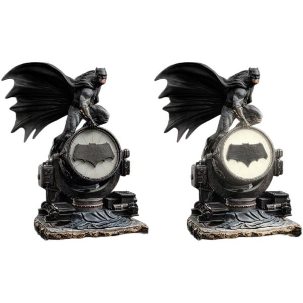 white-batman 3